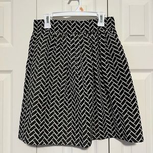 EUC, Tibi New York, size 4, Black and White chevron skirt